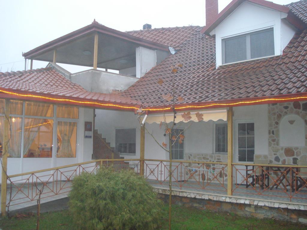 Guesthouse Agnandi Káto Loutrákion Exteriér fotografie